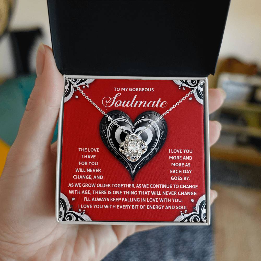 The Soulmate-Energy And Soul - Love Knot Necklace comes in a box with a heart-shaped cubic zirconia pendant and a romantic message, making it the perfect personalized gift for your soulmate.